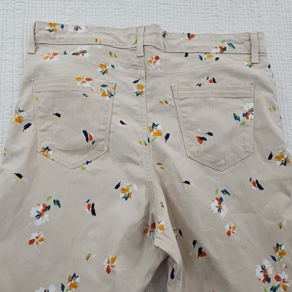 Bandolino Mandie Capri Pants Women's 16 Tan Floral AOP Straight Leg Cuffed EUC - Picture 11 of 16